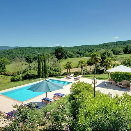 Sleeps 8 Pool Air Con Wifi *