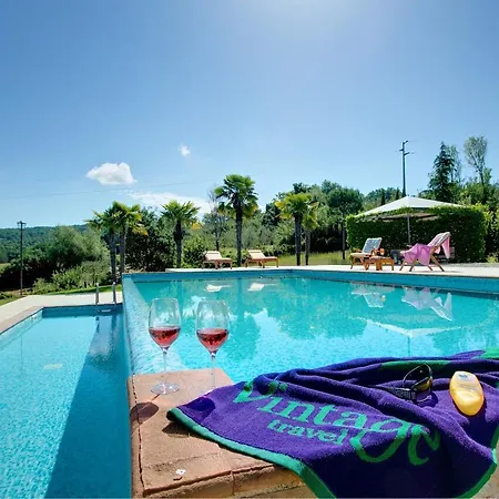 Sleeps 8 Pool Air Con Wifi 别墅 Giove
